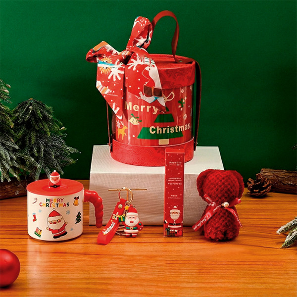 Рождественский подарочный набор 06 чашка брелок крем для рук игрушка новогодний подарок